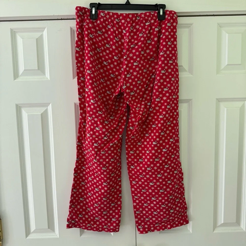 Vineyard Vines cozy red